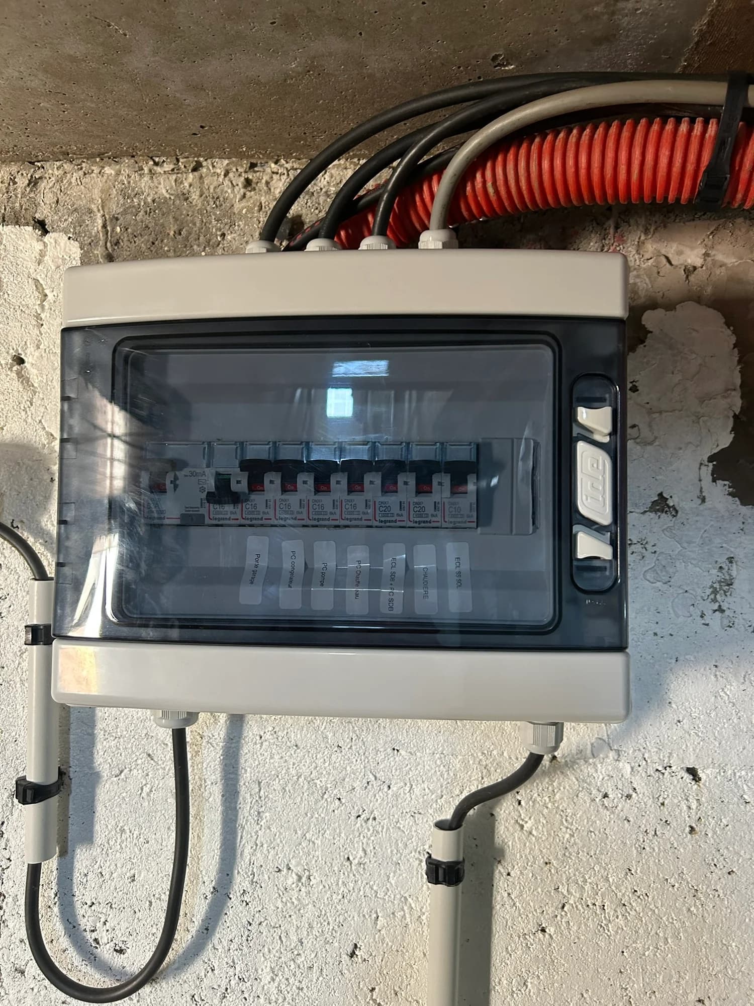 Électricité générale : réalisation de Maloigne Énergie